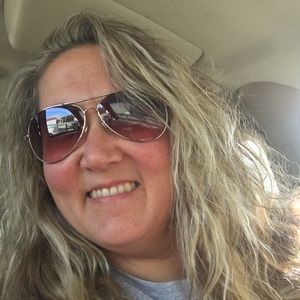 Meet your Posher, Julie